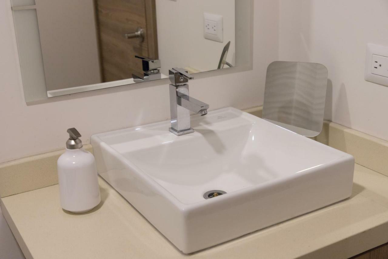 Le Bristol Aparthotel Cuenca Ngoại thất bức ảnh